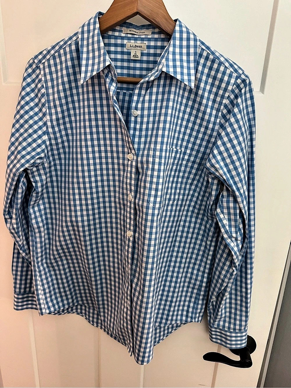 L.L.Bean Gingham Button Down Blue & White gingham wrinkle free Small